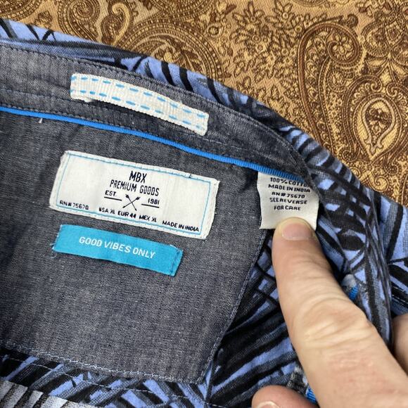 MBX Premium Goods Hawaiian Button Up Shirt Mens XL Blue Floral Beach NWT - Picture 4 of 10